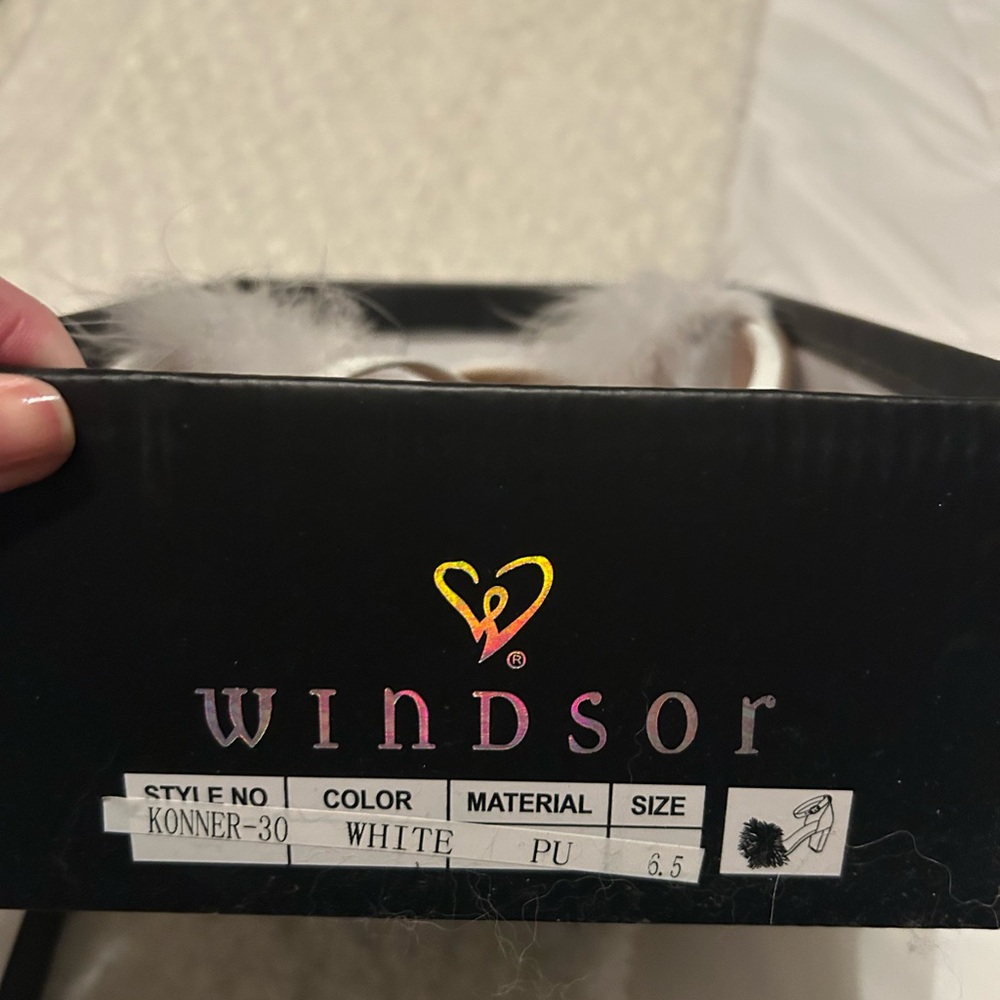 Windsor White Feather Strap Block Heel Sandals - Picture 2 of 2